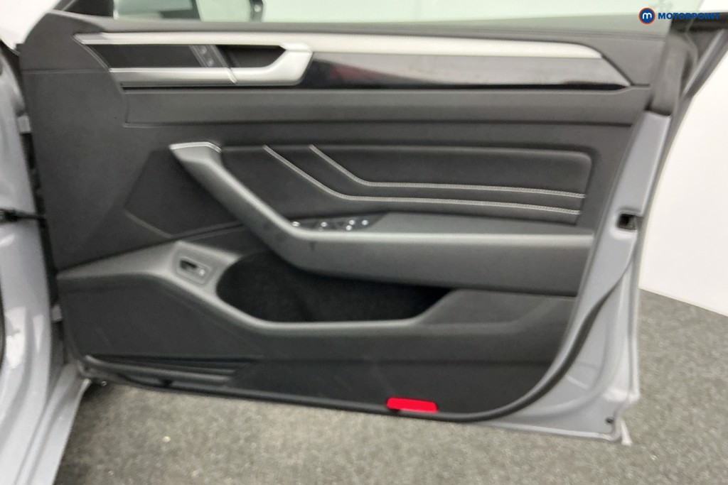 Volkswagen Arteon R-Line Automatic Petrol Hatchback - Stock Number (1597624) - 25th supplementary image