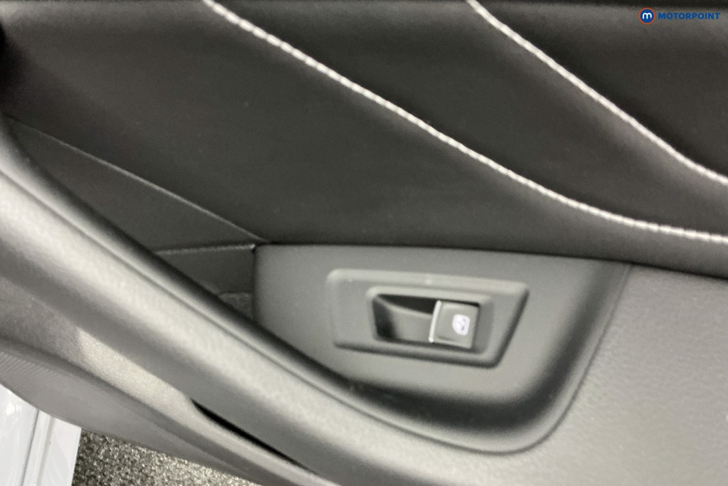 Volkswagen Arteon R-Line Automatic Petrol Hatchback - Stock Number (1597624) - 29th supplementary image