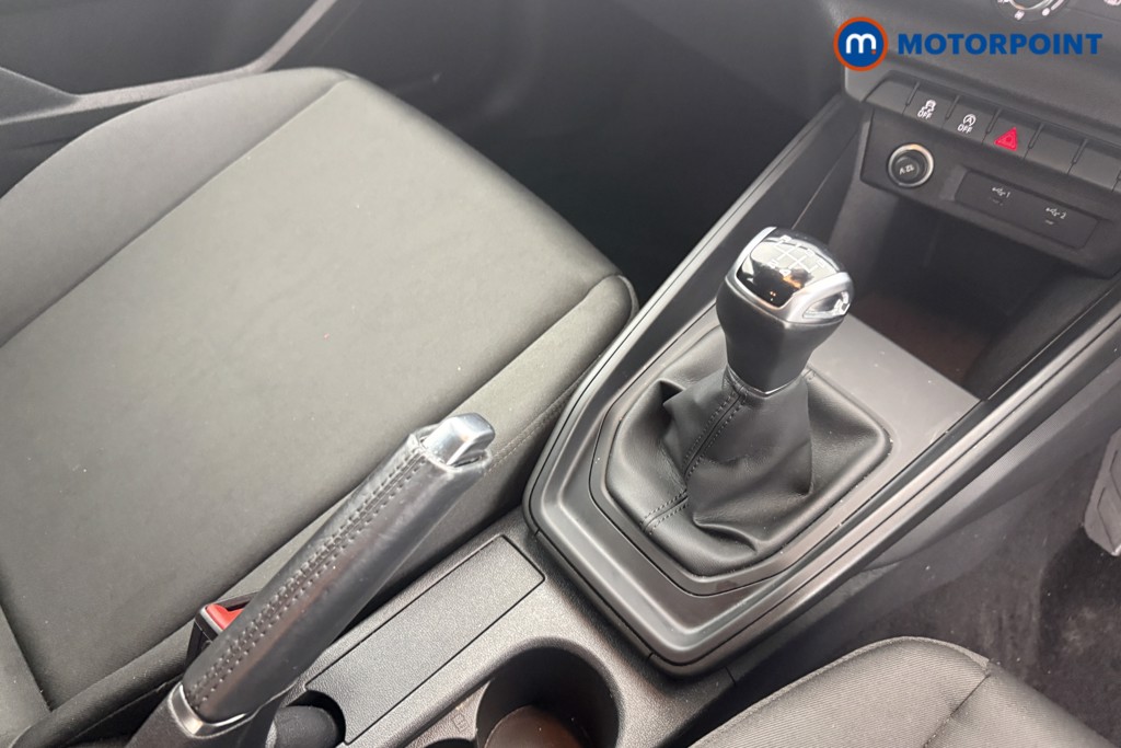 Audi A1 Technik Manual Petrol Hatchback - Stock Number (1597634) - 5th supplementary image