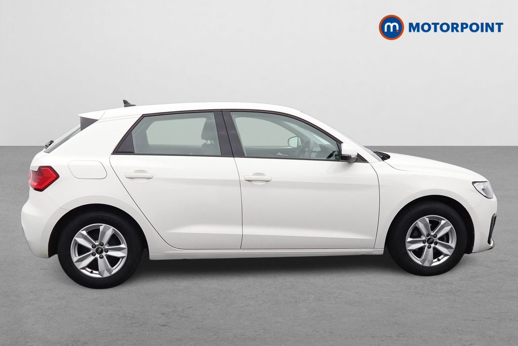 Audi A1 Technik Manual Petrol Hatchback - Stock Number (1597634) - Drivers side