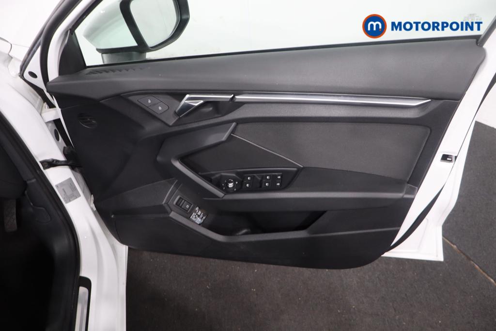 Audi A3 Sport Automatic Petrol Plug-In Hybrid Hatchback - Stock Number (1597635) - 10th supplementary image