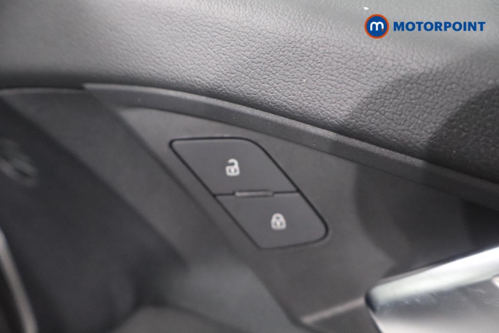 Audi A3 Sport Automatic Petrol Plug-In Hybrid Hatchback - Stock Number (1597635) - 12th supplementary image