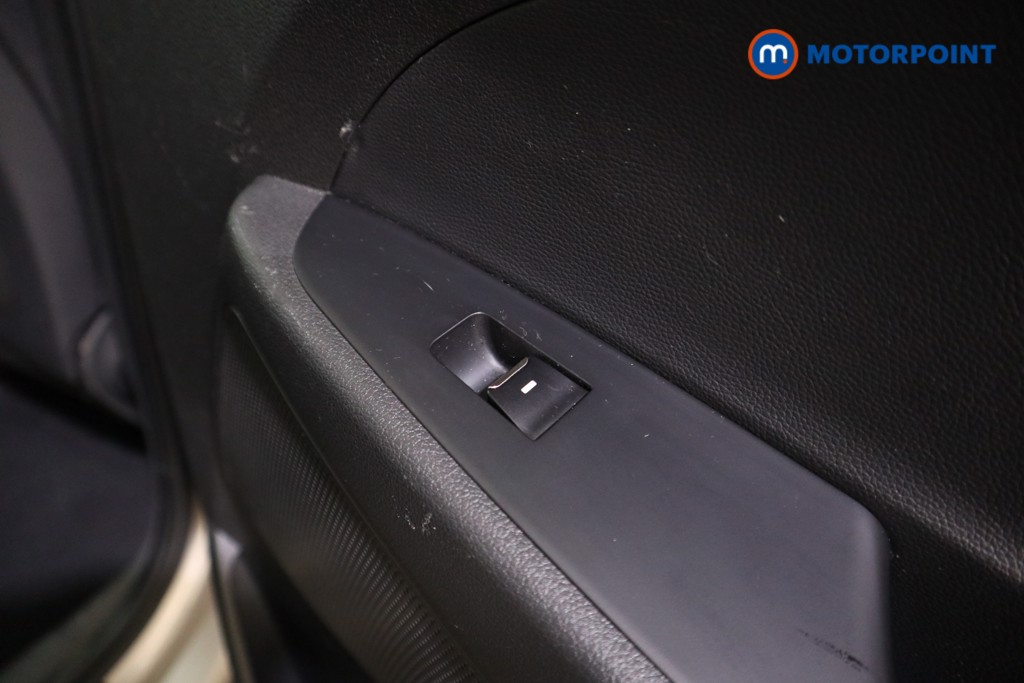 Hyundai Tucson Se Nav Automatic Petrol SUV - Stock Number (1597990) - 16th supplementary image