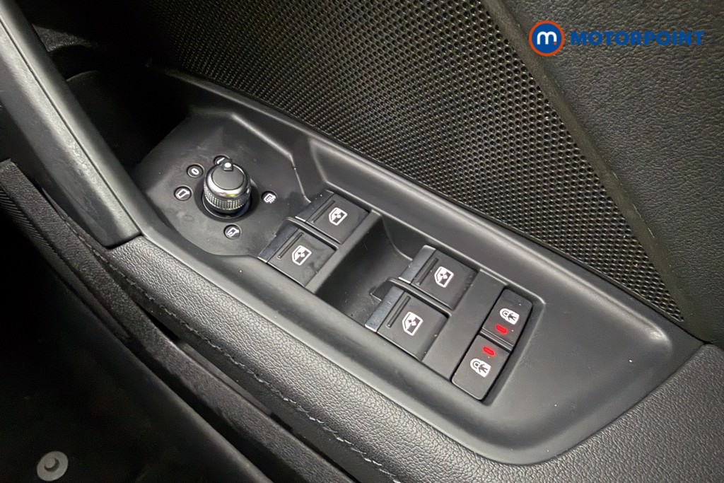 Audi A3 S Line Manual Petrol Saloon - Stock Number (1598436) - 16th supplementary image