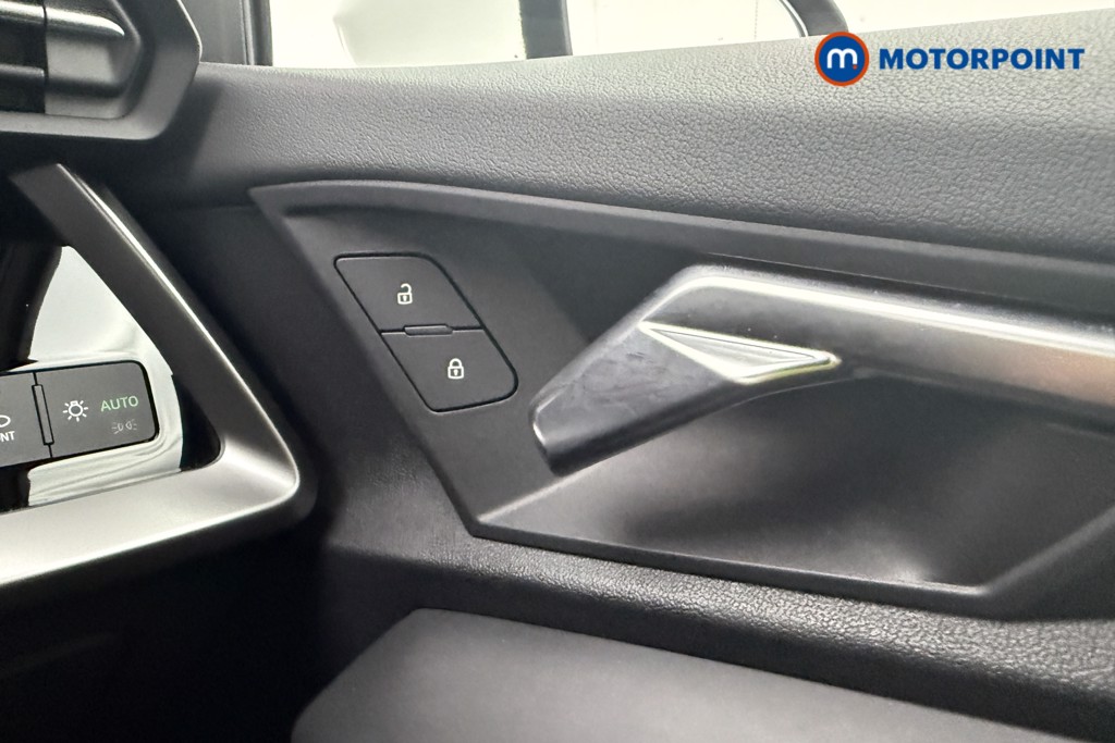 Audi A3 S Line Manual Petrol Saloon - Stock Number (1598436) - 17th supplementary image