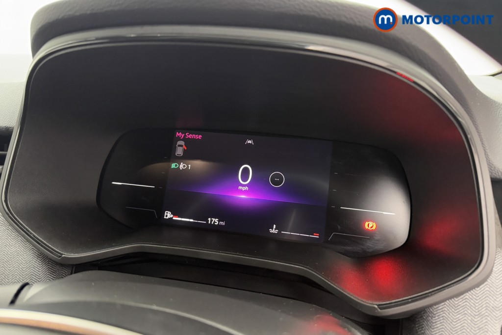 Renault Clio Techno Manual Petrol Hatchback - Stock Number (1598642) - 5th supplementary image