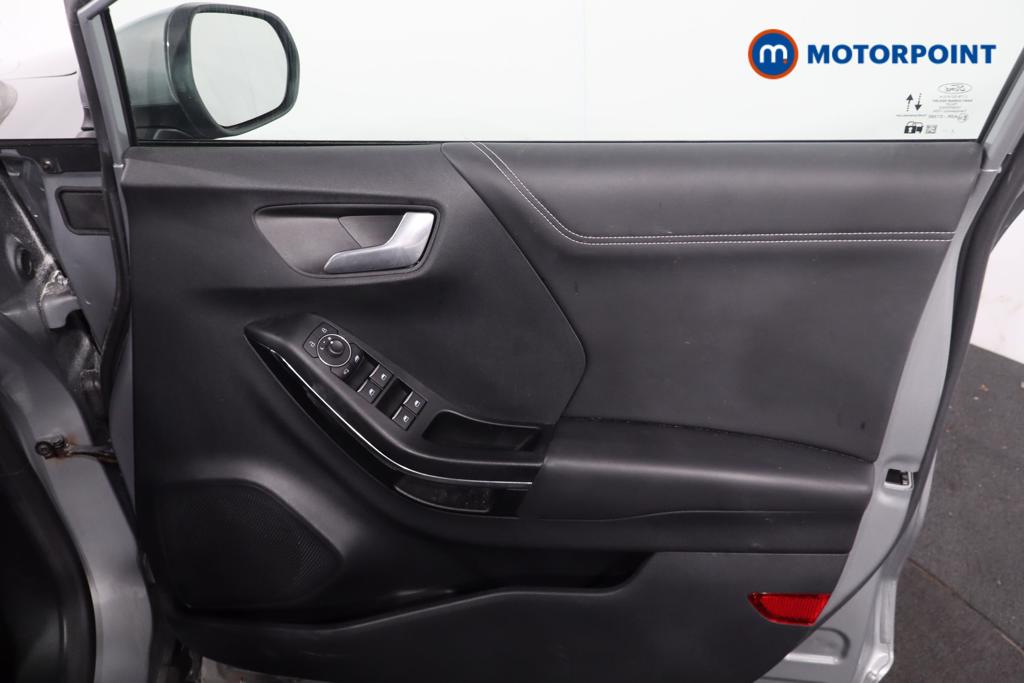 Ford Puma St-Line Vignale Automatic Petrol SUV - Stock Number (1598685) - 9th supplementary image