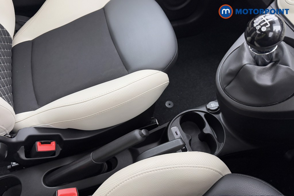 Fiat 500 Dolcevita Manual Petrol Hatchback - Stock Number (1598907) - 12th supplementary image