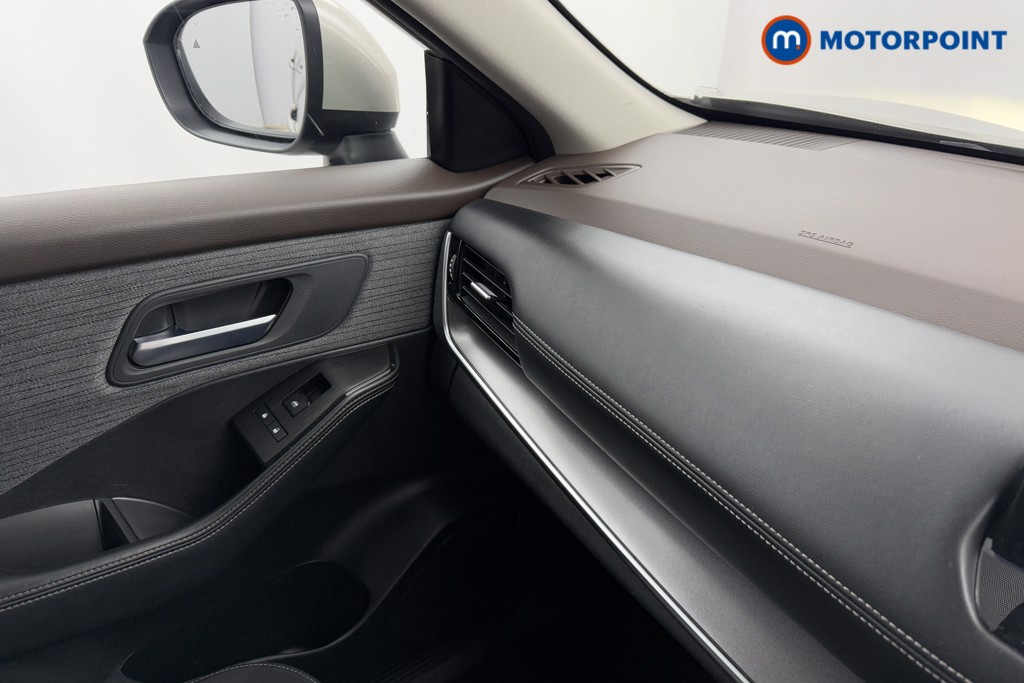 Nissan X-Trail N-Connecta Automatic Petrol-Electric Hybrid SUV - Stock Number (1598915) - 15th supplementary image