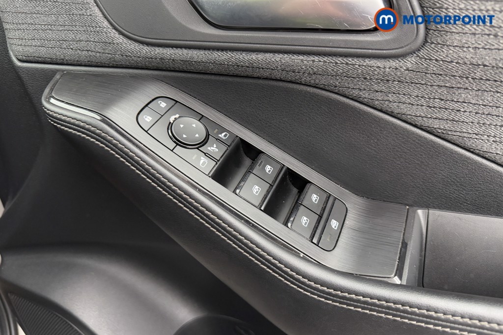 Nissan X-Trail N-Connecta Automatic Petrol-Electric Hybrid SUV - Stock Number (1598915) - 17th supplementary image