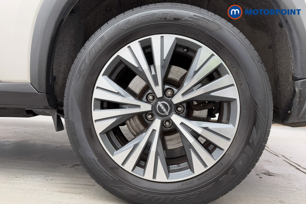 Nissan X-Trail N-Connecta Automatic Petrol-Electric Hybrid SUV - Stock Number (1598915) - 32nd supplementary image