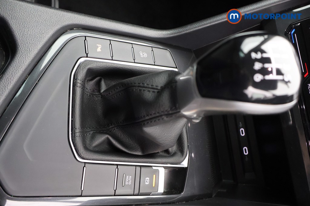 Volkswagen Tiguan Life Manual Petrol SUV - Stock Number (1599246) - 12th supplementary image