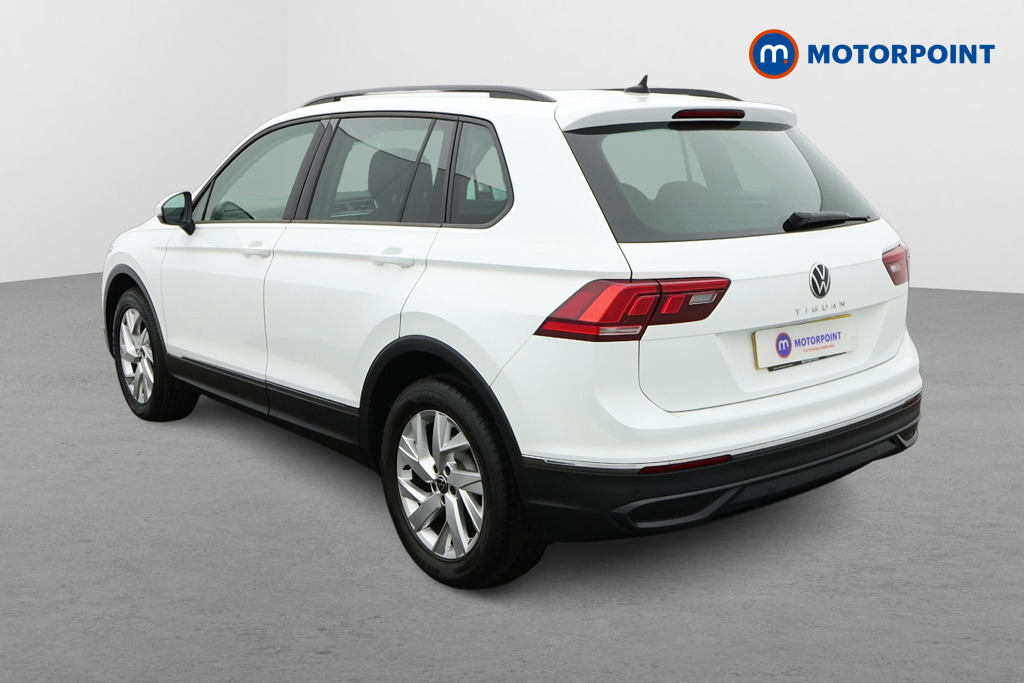 Volkswagen Tiguan Life Manual Petrol SUV - Stock Number (1599246) - Passenger side rear corner
