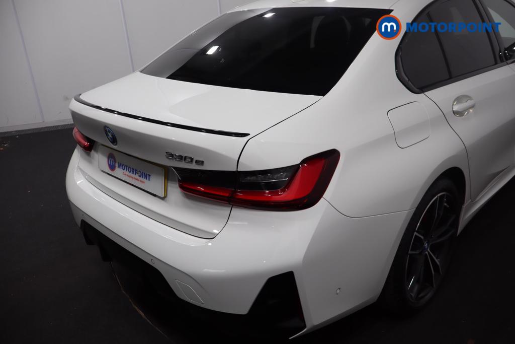BMW 3 Series M Sport Automatic Petrol Plug-In Hybrid Saloon - Stock Number (1599622) - 4th supplementary image