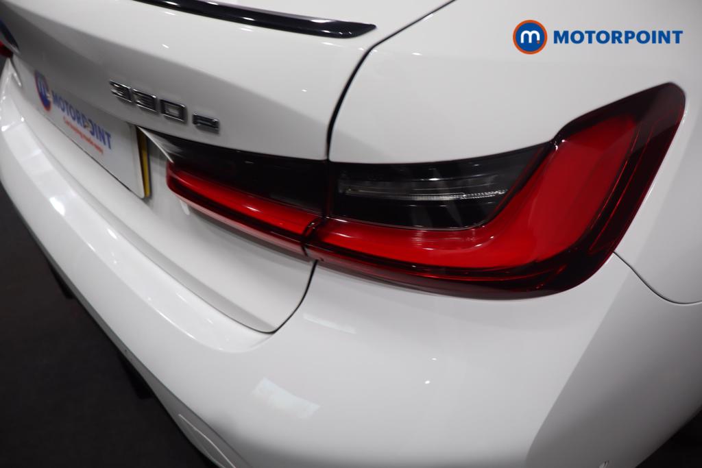 BMW 3 Series M Sport Automatic Petrol Plug-In Hybrid Saloon - Stock Number (1599622) - 5th supplementary image