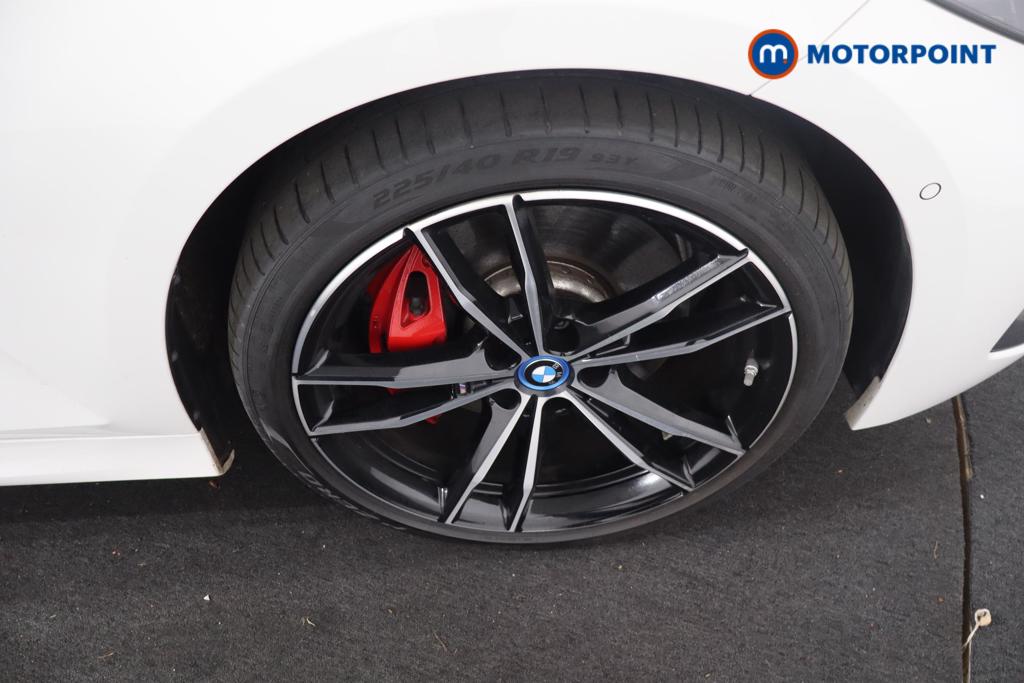 BMW 3 Series M Sport Automatic Petrol Plug-In Hybrid Saloon - Stock Number (1599622) - 25th supplementary image