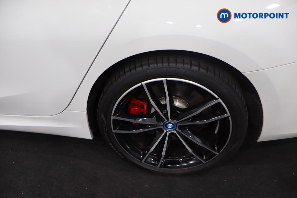 BMW 3 Series M Sport Automatic Petrol Plug-In Hybrid Saloon - Stock Number (1599622) - 30th supplementary image