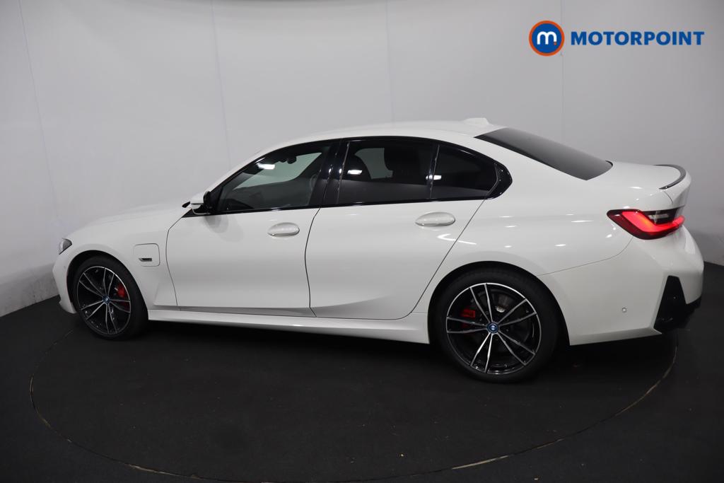 BMW 3 Series M Sport Automatic Petrol Plug-In Hybrid Saloon - Stock Number (1599622) - 31st supplementary image