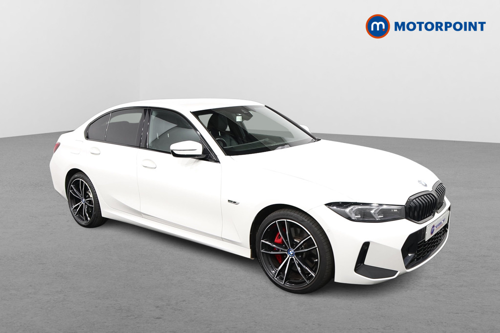 BMW 3 Series M Sport Automatic Petrol Plug-In Hybrid Saloon - Stock Number (1599622) - Drivers side front corner