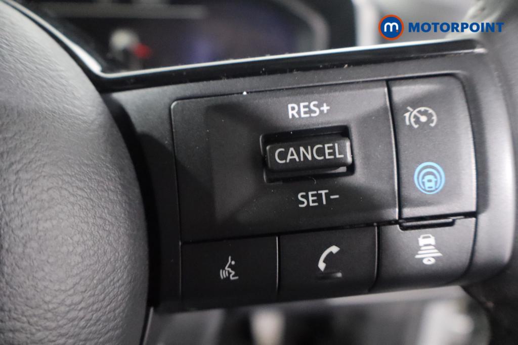 Nissan Qashqai N-Connecta Manual Petrol SUV - Stock Number (1599631) - 15th supplementary image