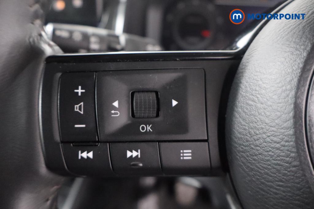 Nissan Qashqai N-Connecta Manual Petrol SUV - Stock Number (1599631) - 17th supplementary image