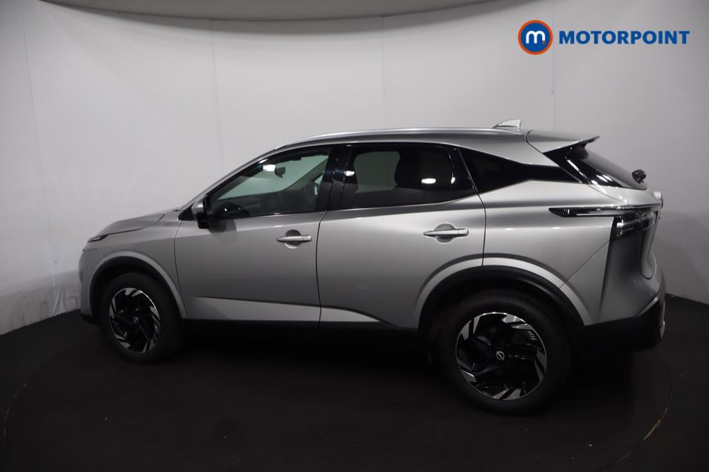 Nissan Qashqai N-Connecta Manual Petrol SUV - Stock Number (1599631) - 32nd supplementary image