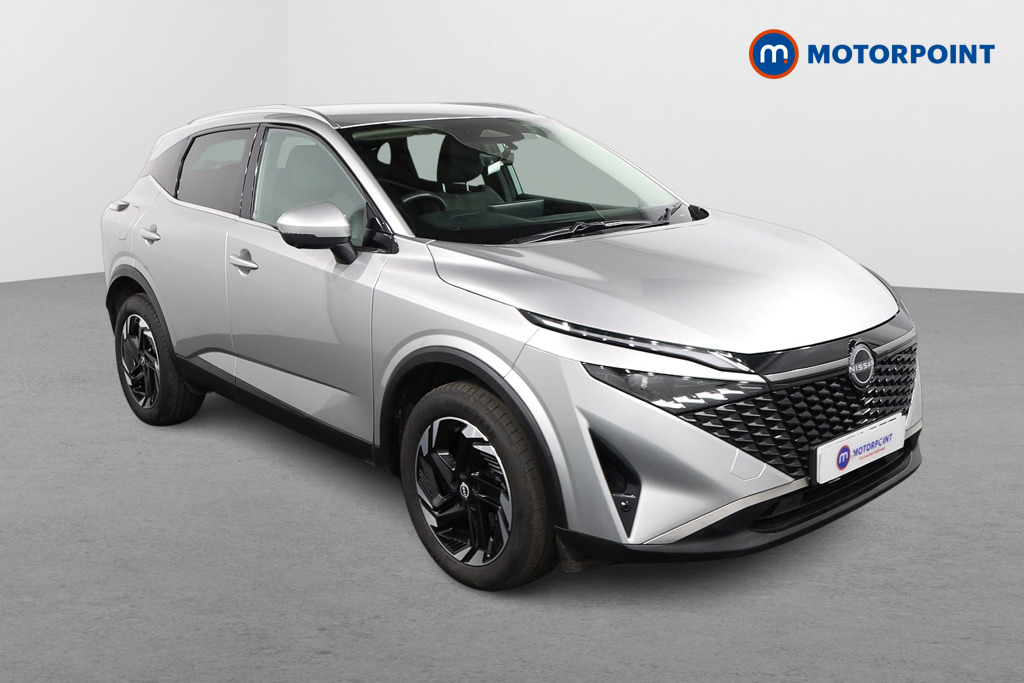 Nissan Qashqai N-Connecta Manual Petrol SUV - Stock Number (1599631) - Drivers side front corner