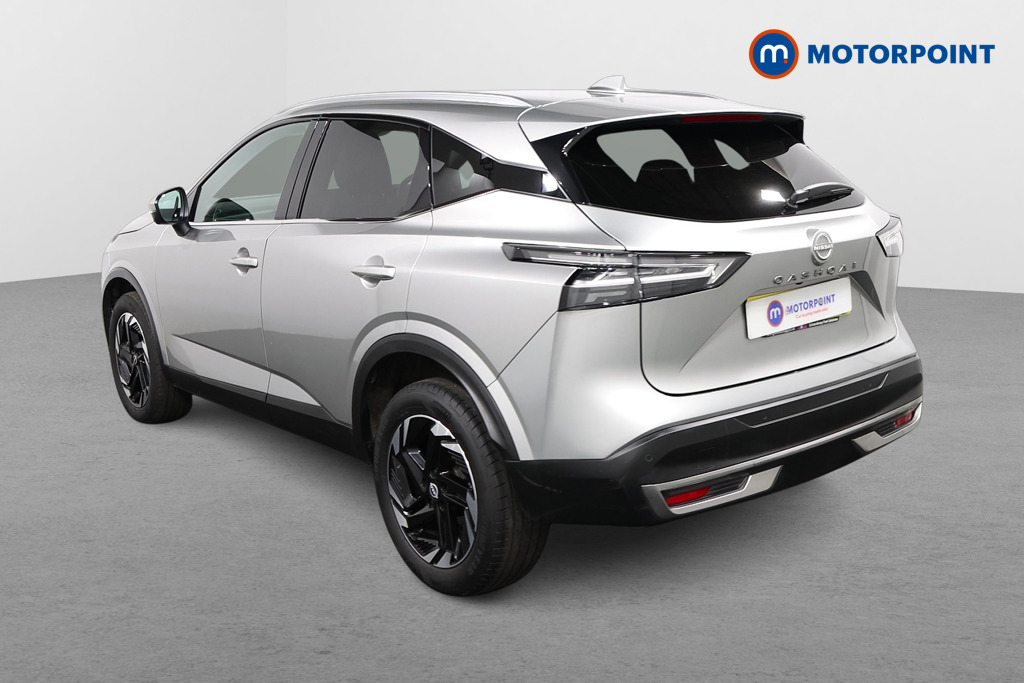 Nissan Qashqai N-Connecta Manual Petrol SUV - Stock Number (1599631) - Passenger side rear corner