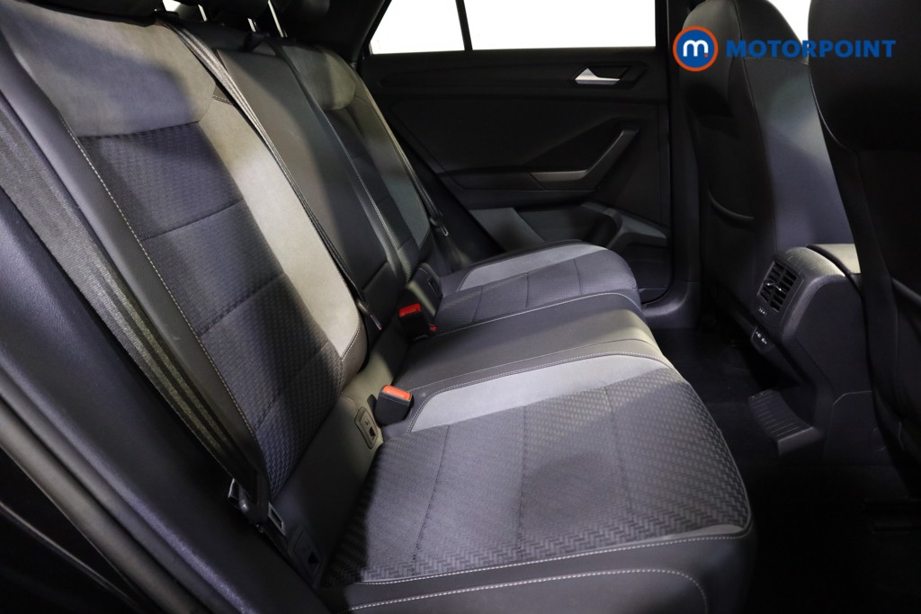 Volkswagen T-Roc R-Line Manual Petrol SUV - Stock Number (1599797) - 17th supplementary image