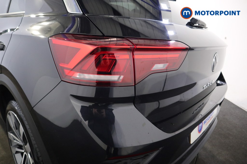 Volkswagen T-Roc R-Line Manual Petrol SUV - Stock Number (1599797) - 28th supplementary image