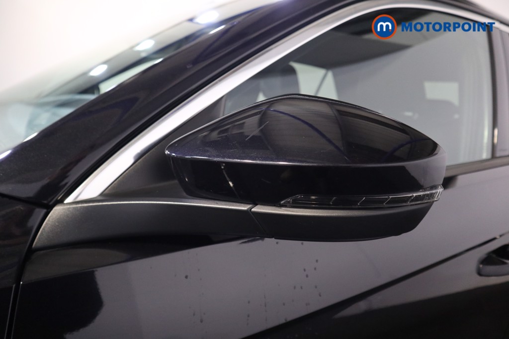 Volkswagen T-Roc R-Line Manual Petrol SUV - Stock Number (1599797) - 32nd supplementary image