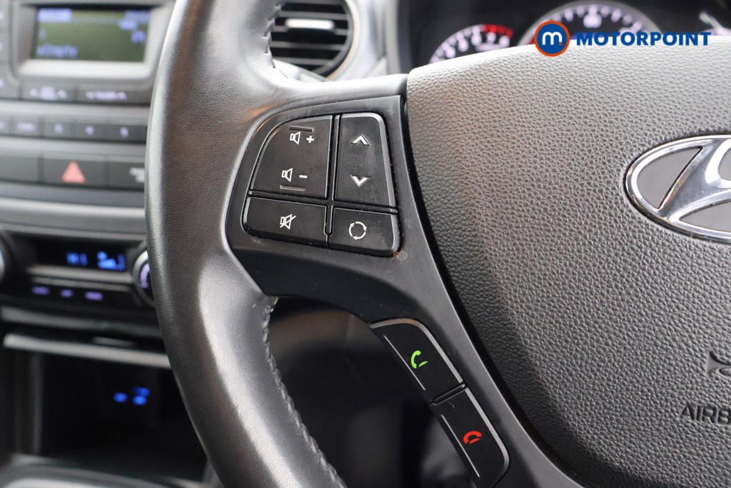 Hyundai I10 Premium Manual Petrol Hatchback - Stock Number (1599811) - 2nd supplementary image