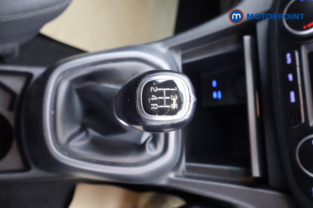 Hyundai I10 Premium Manual Petrol Hatchback - Stock Number (1599811) - 9th supplementary image