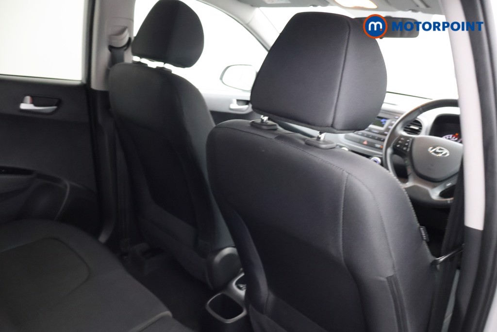 Hyundai I10 Premium Manual Petrol Hatchback - Stock Number (1599811) - 16th supplementary image