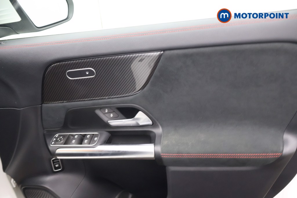 Mercedes-Benz GLA Amg Line Automatic Petrol SUV - Stock Number (1600130) - 12th supplementary image