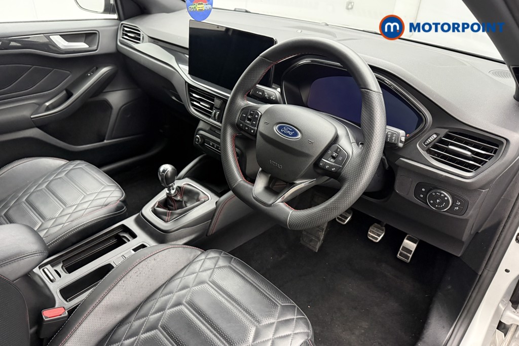 Ford Focus St-Line X Manual Petrol Hatchback - Stock Number (1600463) - 6th supplementary image