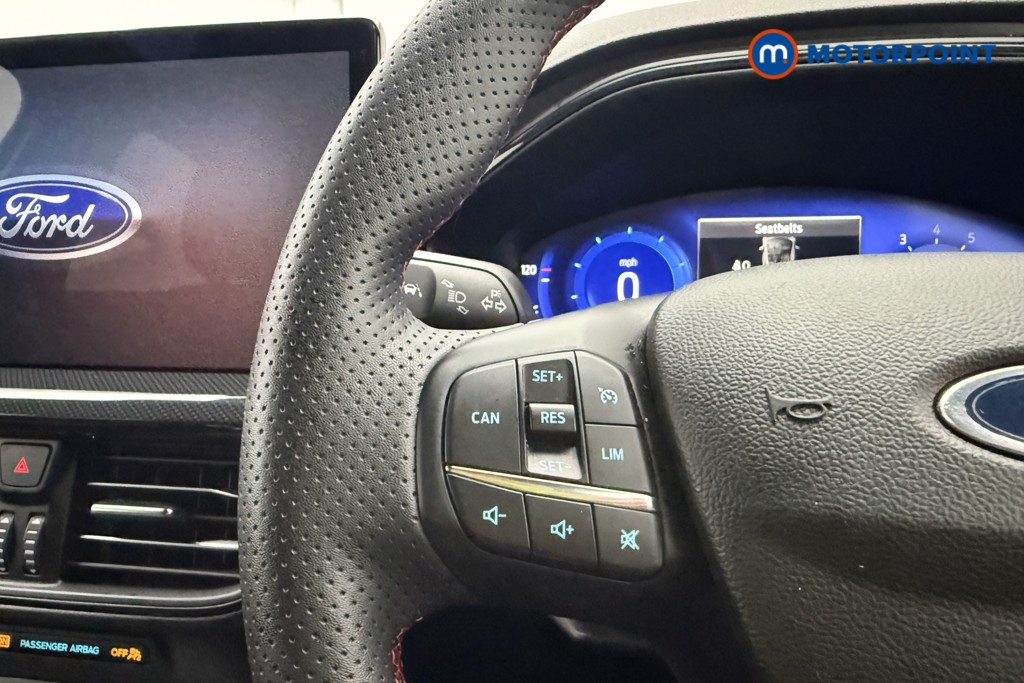 Ford Focus St-Line X Manual Petrol Hatchback - Stock Number (1600463) - 7th supplementary image