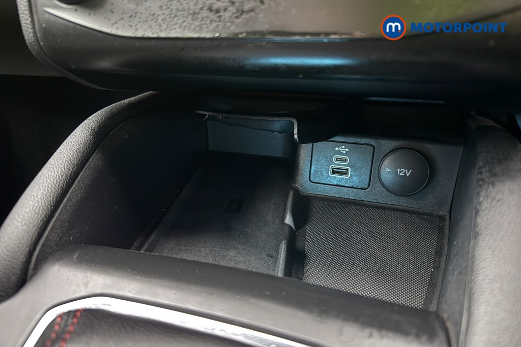 Ford Focus St-Line X Manual Petrol Hatchback - Stock Number (1600463) - 14th supplementary image