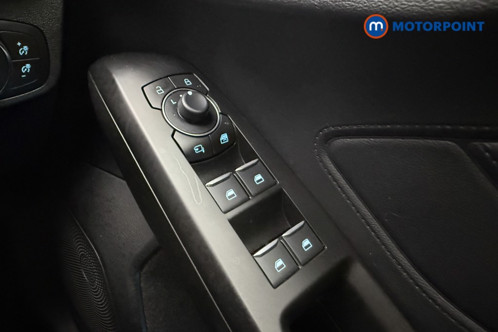 Ford Focus St-Line X Manual Petrol Hatchback - Stock Number (1600463) - 16th supplementary image