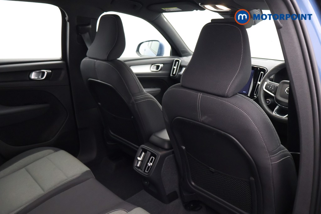 Volvo Xc40 Core Automatic Petrol SUV - Stock Number (1600687) - 15th supplementary image