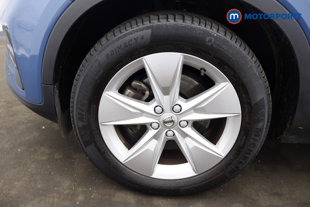 Volvo Xc40 Core Automatic Petrol SUV - Stock Number (1600687) - 26th supplementary image