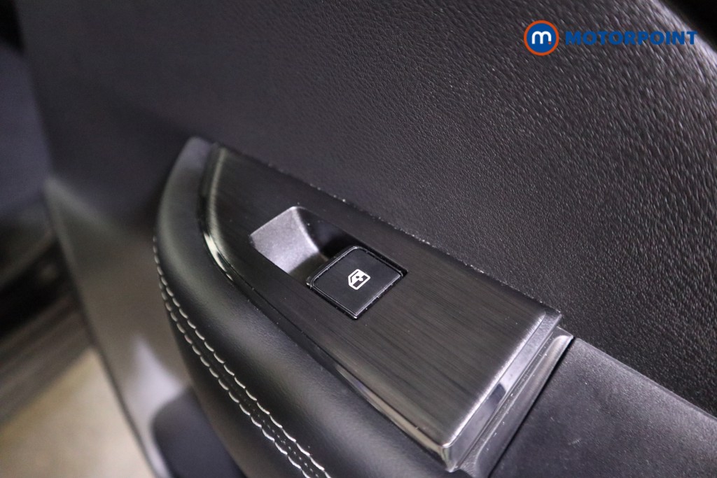 Nissan Qashqai Acenta Premium Manual Petrol SUV - Stock Number (1600888) - 15th supplementary image