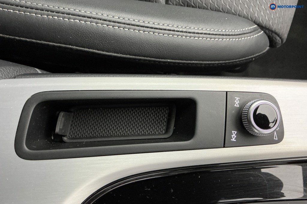 Audi A4 S Line Automatic Petrol Saloon - Stock Number (1600945) - 16th supplementary image