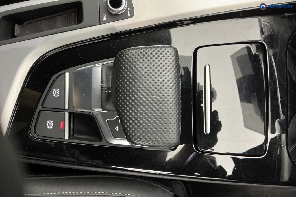 Audi A4 S Line Automatic Petrol Saloon - Stock Number (1600945) - 17th supplementary image