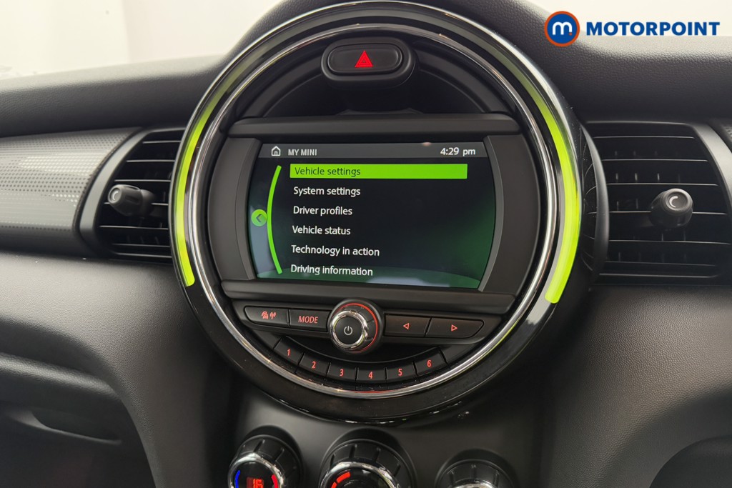 Mini Hatchback Cooper Classic Automatic Petrol Hatchback - Stock Number (1601101) - 8th supplementary image