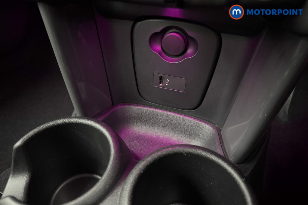 Mini Hatchback Cooper Classic Automatic Petrol Hatchback - Stock Number (1601101) - 16th supplementary image