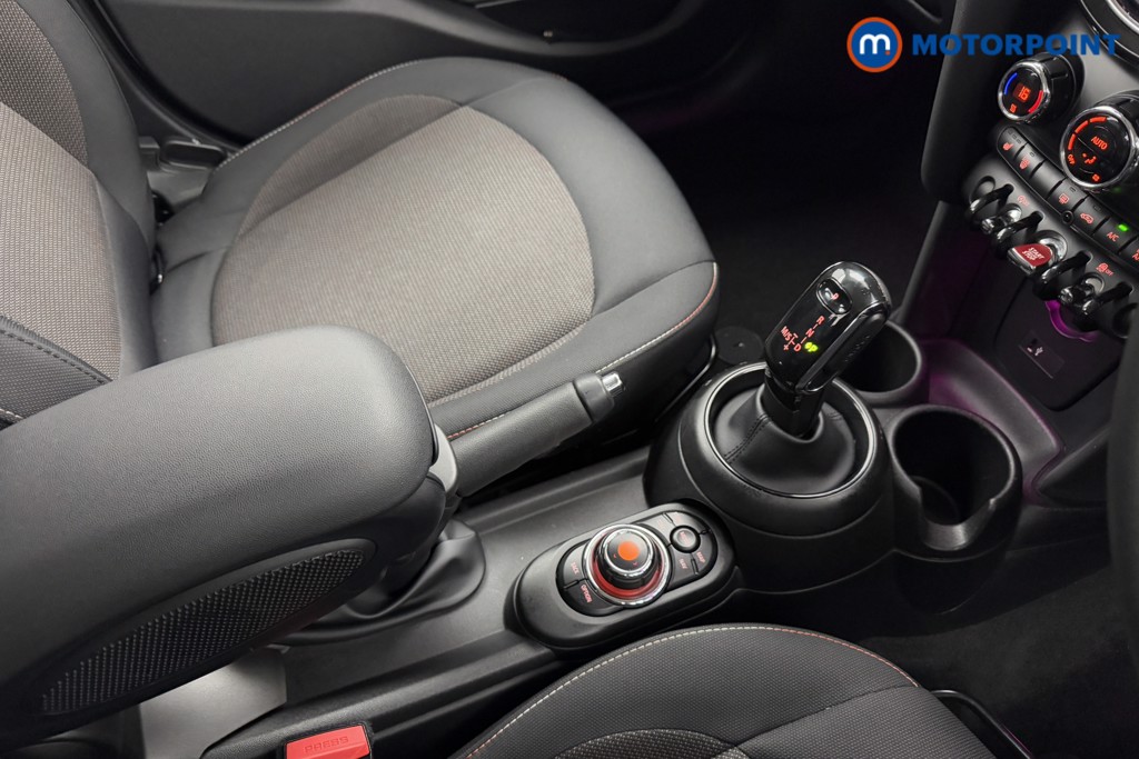 Mini Hatchback Cooper Classic Automatic Petrol Hatchback - Stock Number (1601101) - 17th supplementary image