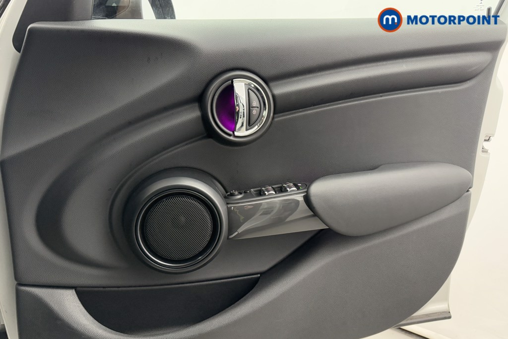 Mini Hatchback Cooper Classic Automatic Petrol Hatchback - Stock Number (1601101) - 19th supplementary image