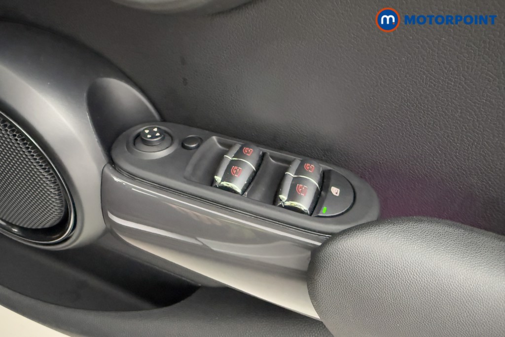 Mini Hatchback Cooper Classic Automatic Petrol Hatchback - Stock Number (1601101) - 20th supplementary image