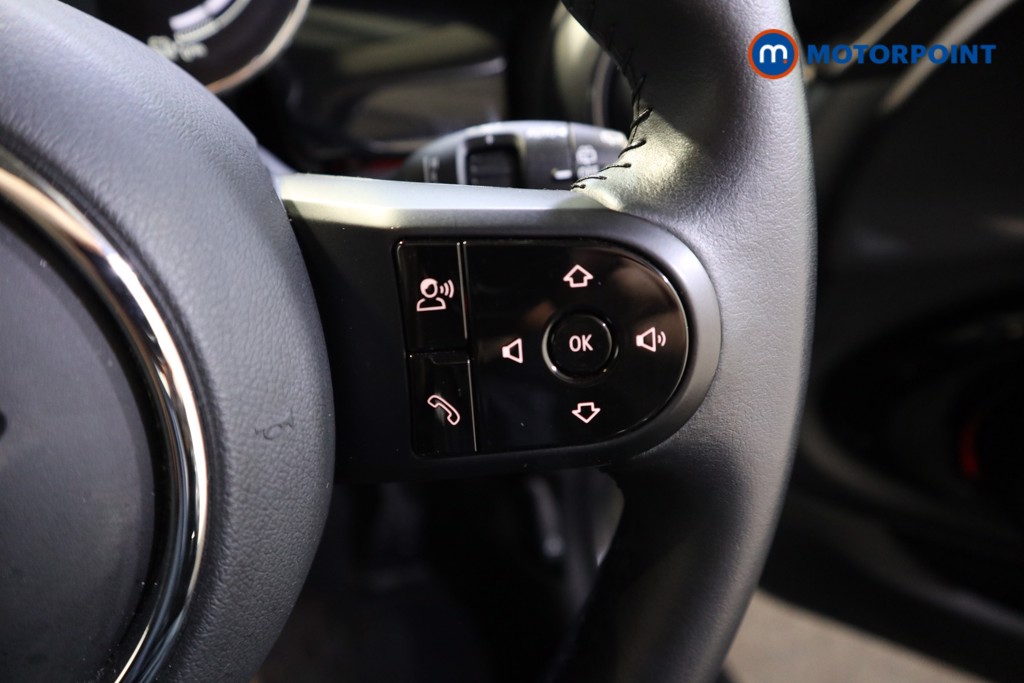 Mini Hatchback Cooper S Level 1 Automatic Electric Hatchback - Stock Number (1601105) - 4th supplementary image